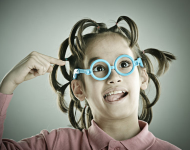 滑稽的發(fā)型的孩子畫像