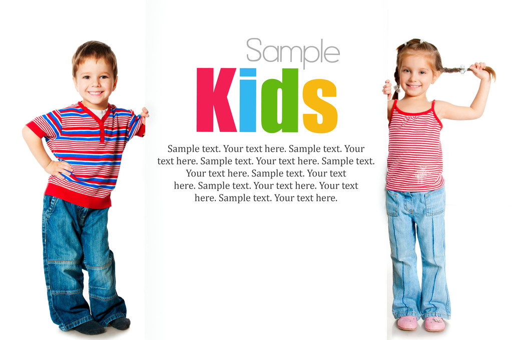 女孩和男孩旁边白色空白 女孩和男孩旁边白色空白