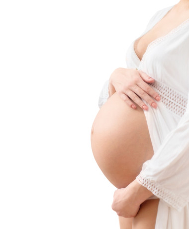 怀孕女人的腹部