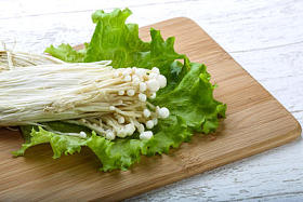 日本金针菇图片