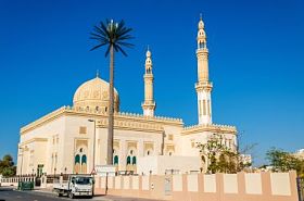 在迪拜，阿联酋 Zabeel Mosque 的视图