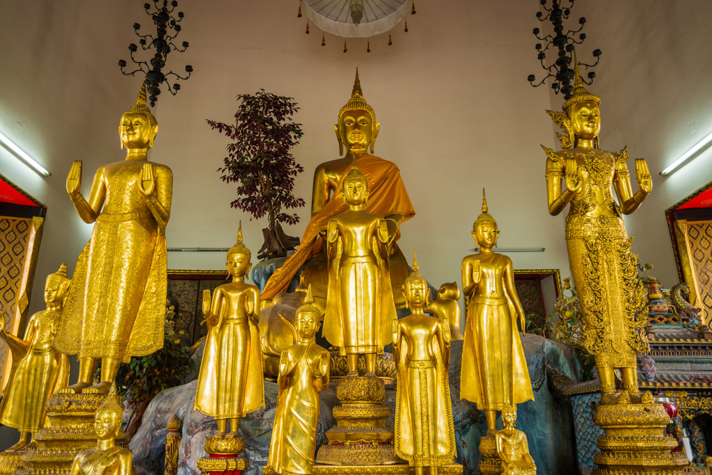 在泰国曼谷寺佛像
