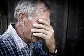 高级男人的肖像图片