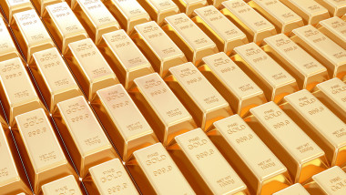 孤立的金色酒吧