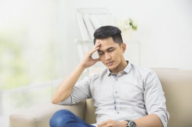 有問題和壓力的人圖片