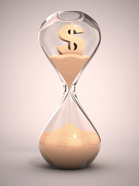 把钱花或出钱的概念照片