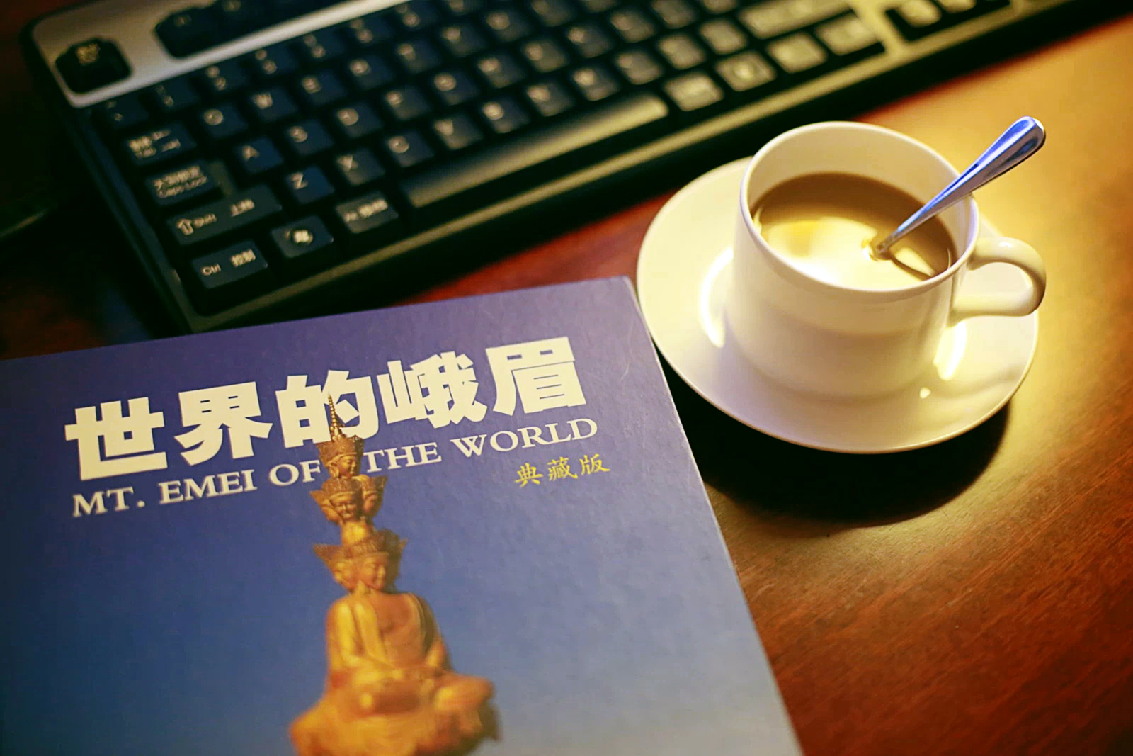 創(chuàng)意幾何畢業(yè)答辯模板
