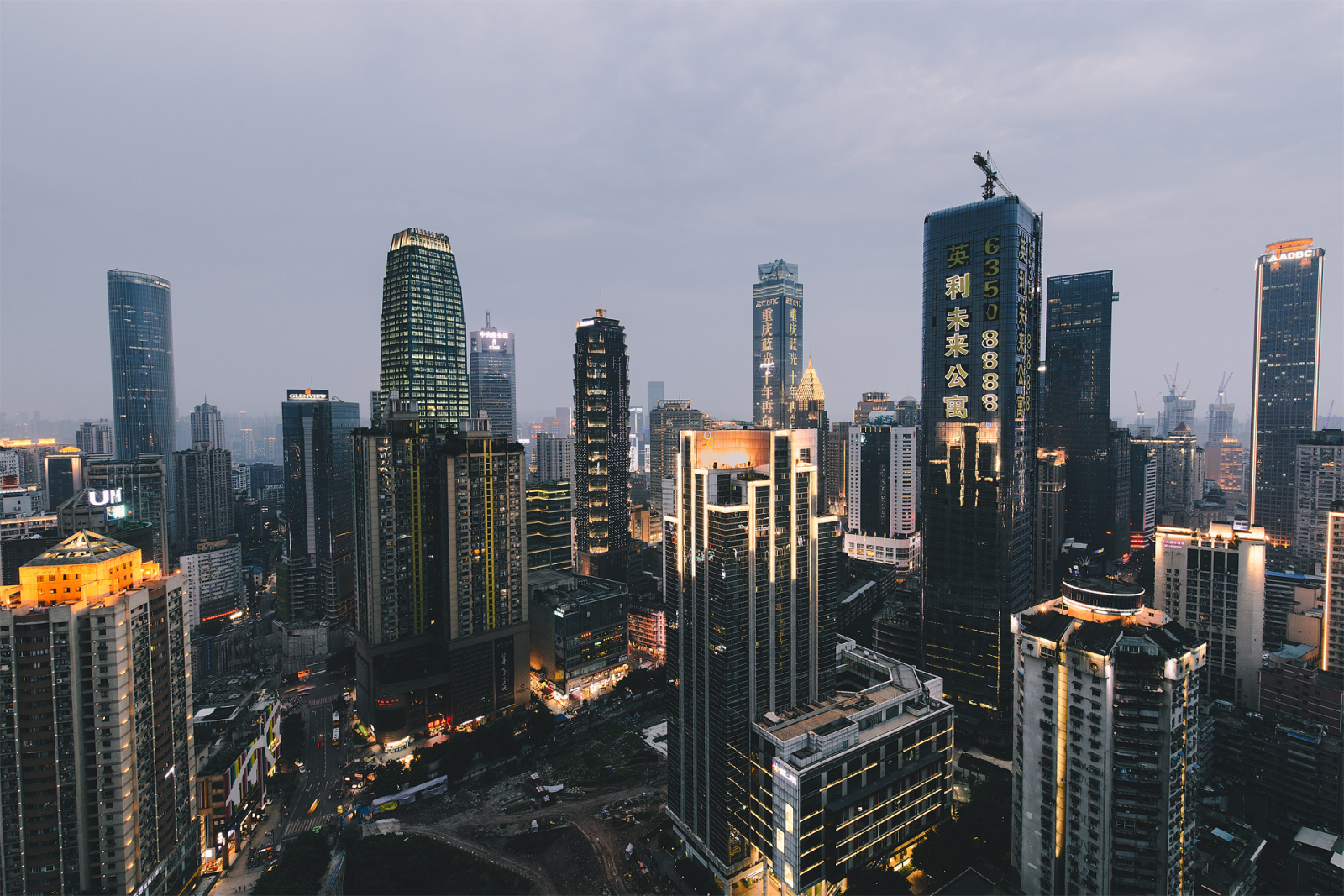 簡(jiǎn)約風(fēng)企業(yè)招聘通用PPT模板