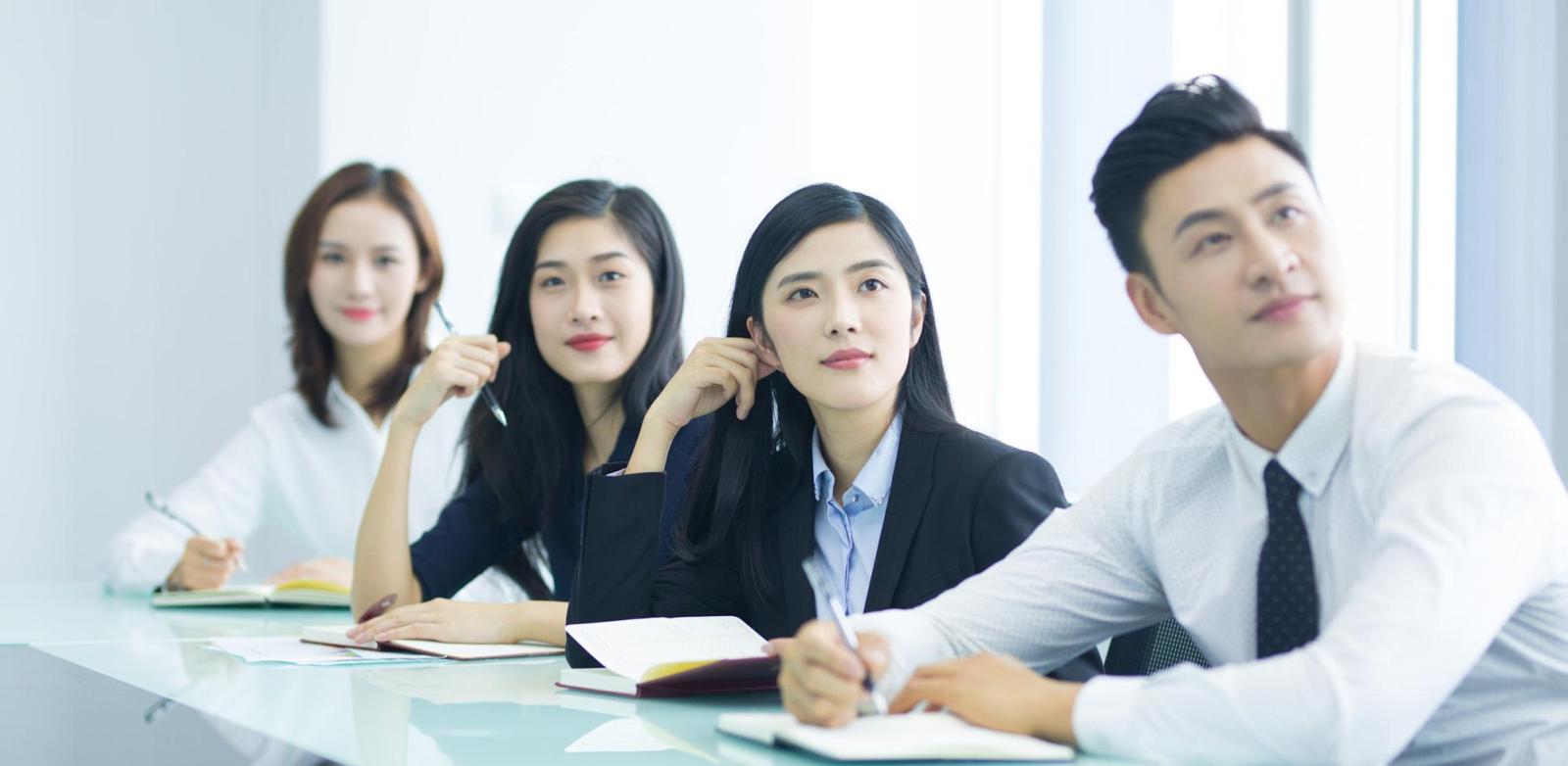如何跟進(jìn)客戶銷售培訓(xùn)課件商務(wù)PPT