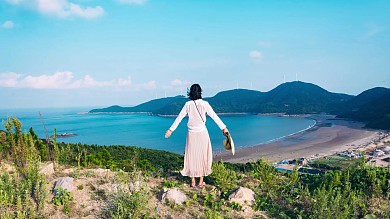 旅行女性背影
