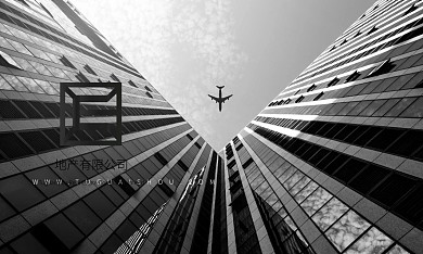 简约大气地产名片设计模版