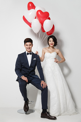 浪漫婚纱情侣图片