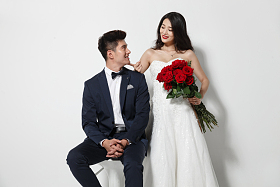 浪漫婚纱情侣照片