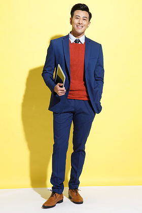 青年商务男士图片