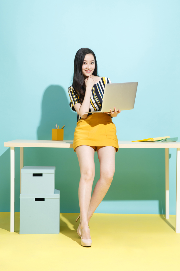 青年商务女士