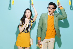 上班路上的青年人图片