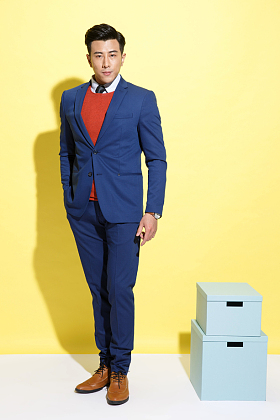 青年商务男士图片