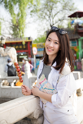 快乐女孩旅行照片