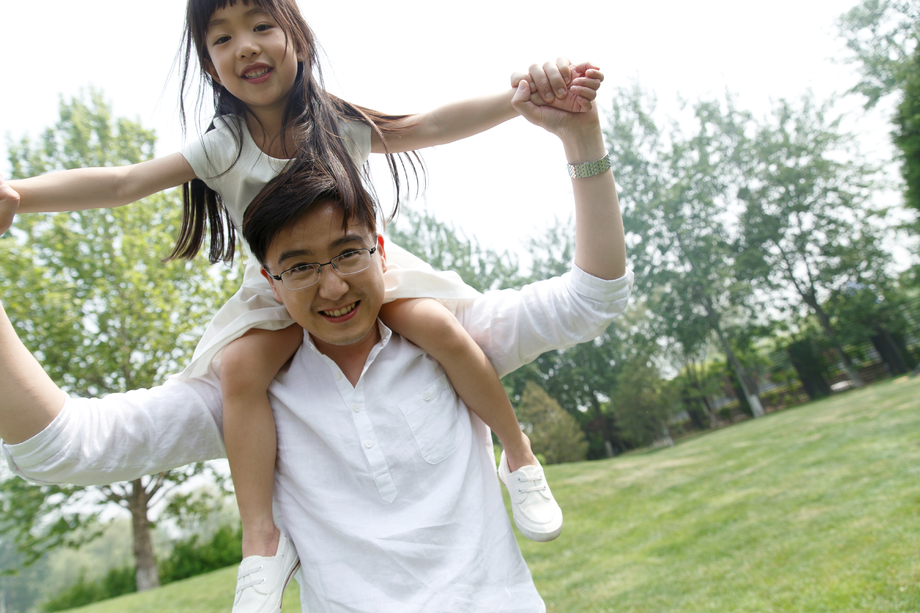 快乐父女图片 快乐父女图片