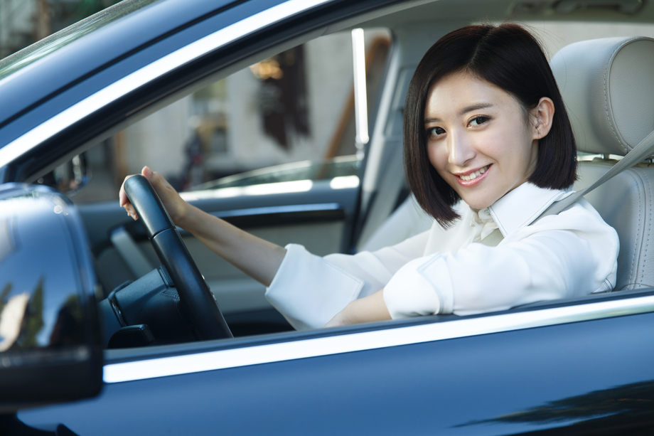 青年女人开车 青年女人开车