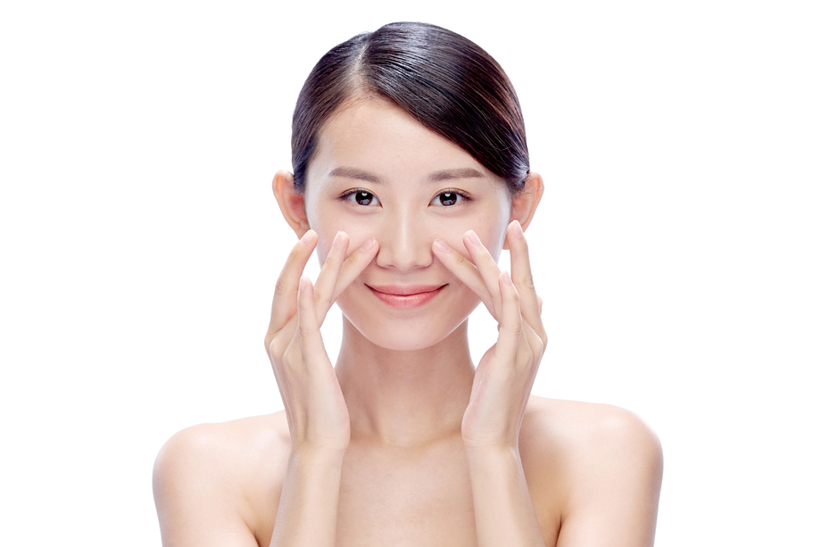 年轻美女妆面图片