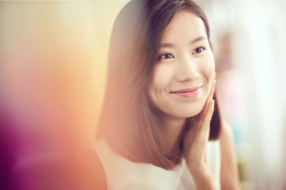 自信的年轻美女照片 自信的年轻美女照片