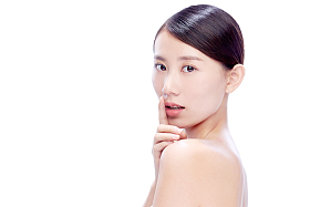 年轻美女妆面图片