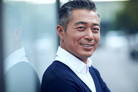 成熟商务男士图片