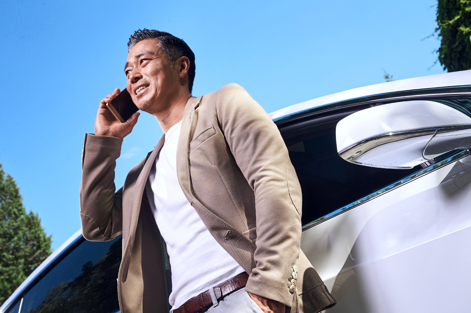 成熟男士打电话 成熟男士打电话