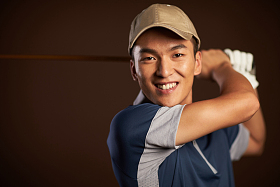 高尔夫球运动员图片