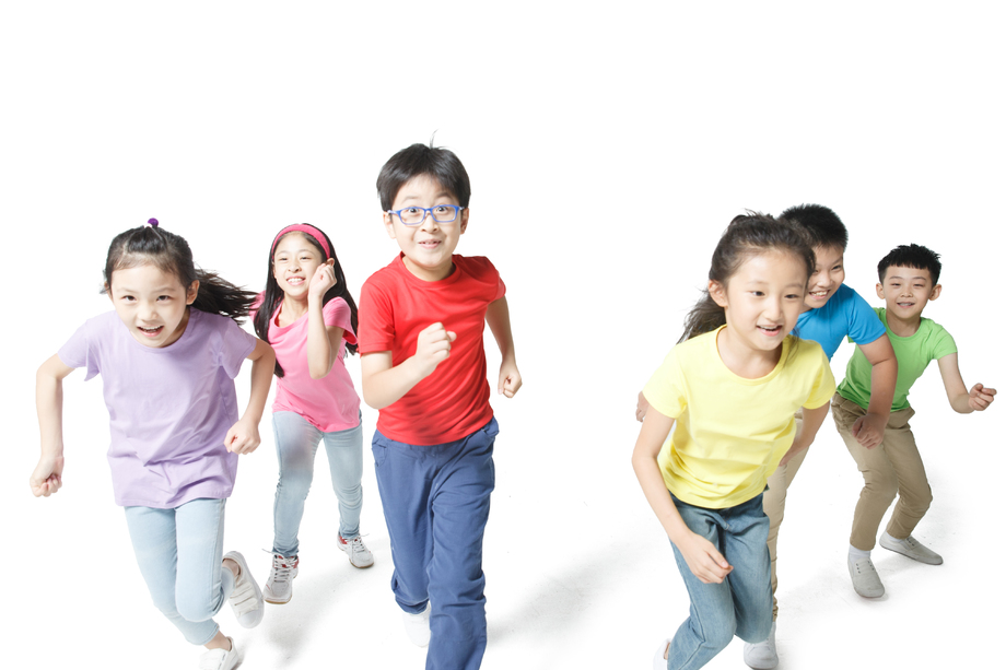 欢乐的小学生奔跑 欢乐的小学生奔跑