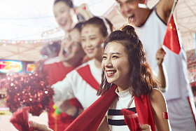 青年人球迷图片