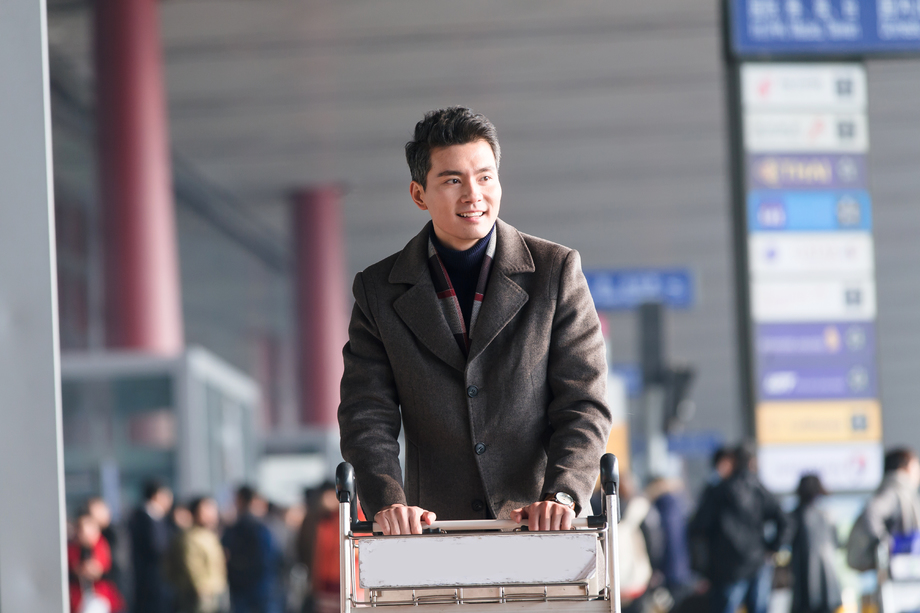 商务男人在机场 商务男人在机场
