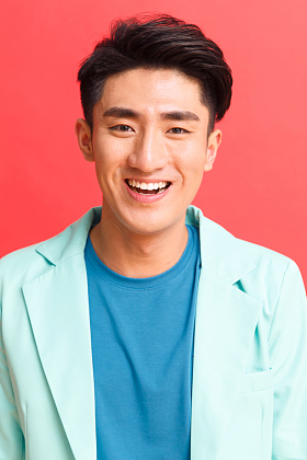 青年男人肖像
