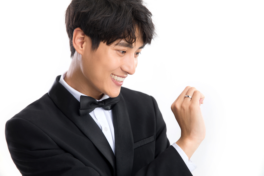 帅气的新郎照片 帅气的新郎照片