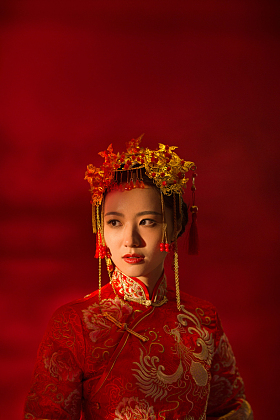 穿着古装的新娘