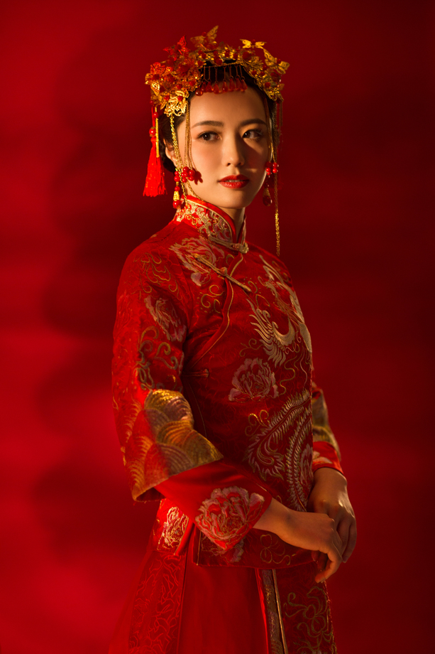 穿着古装的新娘 穿着古装的新娘