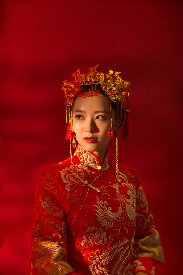 穿着古装的新娘 穿着古装的新娘
