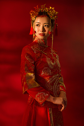 穿着古装的新娘