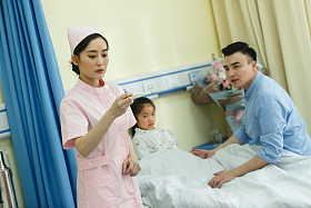 医务工作者和病患图片