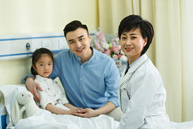 医务工作者和病患图片