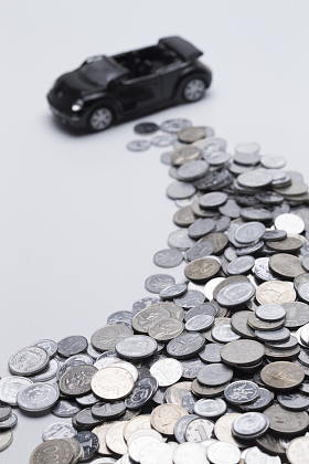 硬币和汽车模型