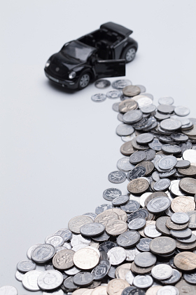 硬币和汽车模型