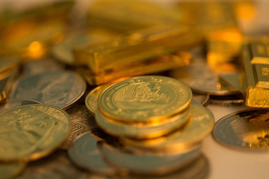 金币和金条图片 金币和金条图片
