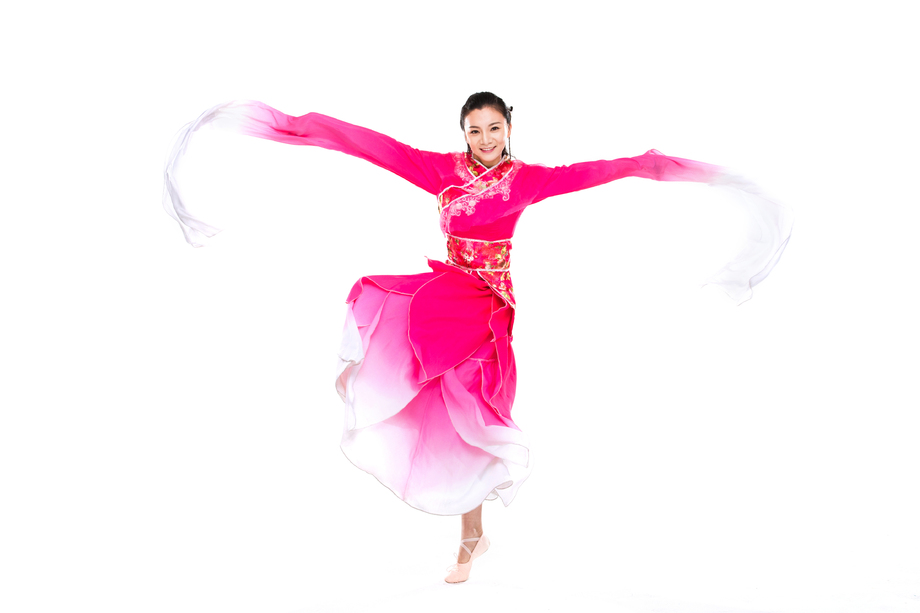 穿着传统服装的女人 穿着传统服装的女人