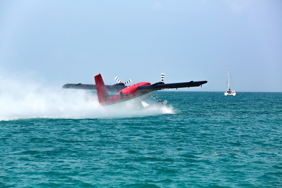 海上滑翔机图片 海上滑翔机图片