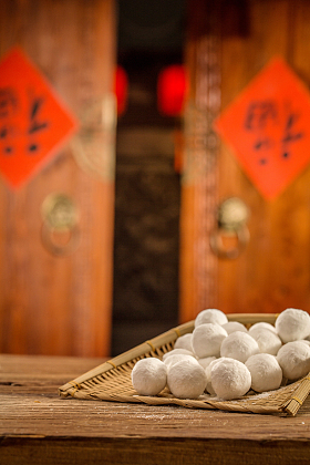 元宵和红包图片