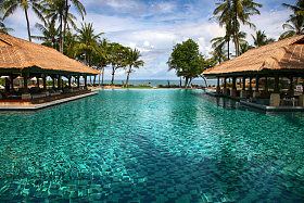 巴厘岛海边度假村照片