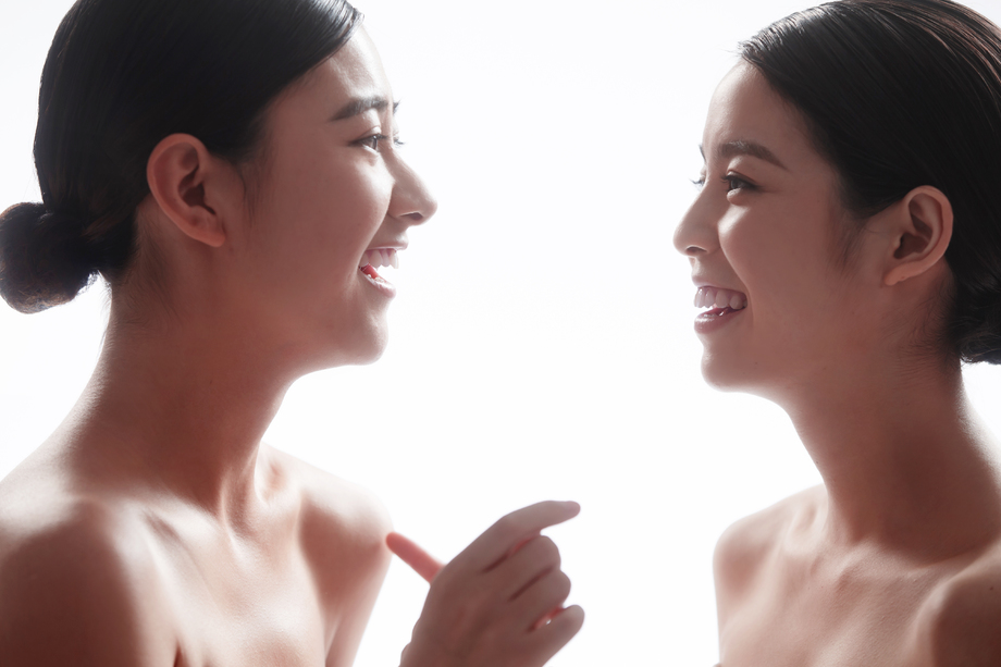 漂亮的女闺蜜图片