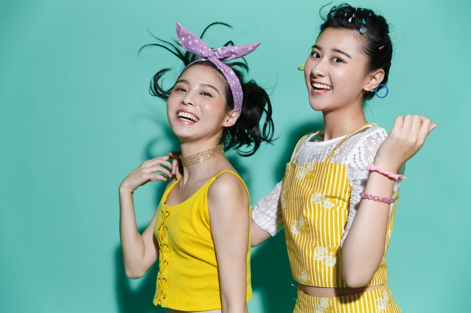 快乐的女闺蜜 快乐的女闺蜜